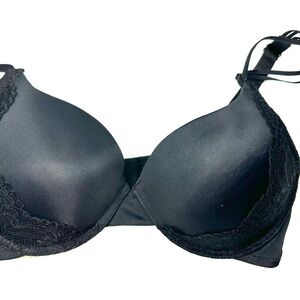 38D. I Lumie by I love Your Style Lace accent Push Up Bra Black padded